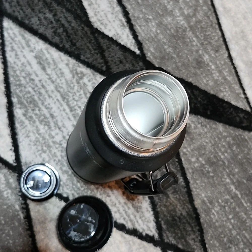 STANLEY BUNDLE THERMOS & QUENCHER H2.0 FLOWSTATE TUMBLER & QUICK FLIP GO BOTTLE - Picture 13 of 16